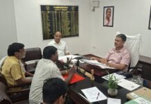 मंडलायुक्त एस. राजलिंगम ने सुनी जन समस्याएं, त्वरित निस्तारण के दिए निर्देश
